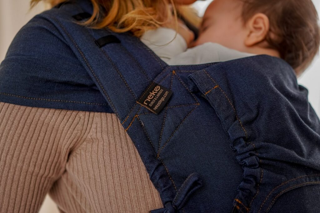 Neko Half Buckle Baby Carrier Jeanious
