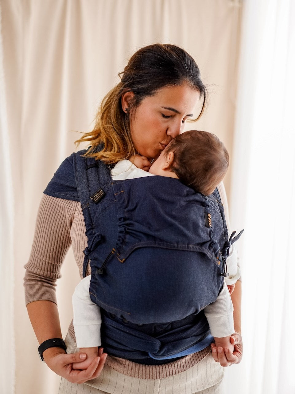Neko Half Buckle Baby Carrier Jeanious