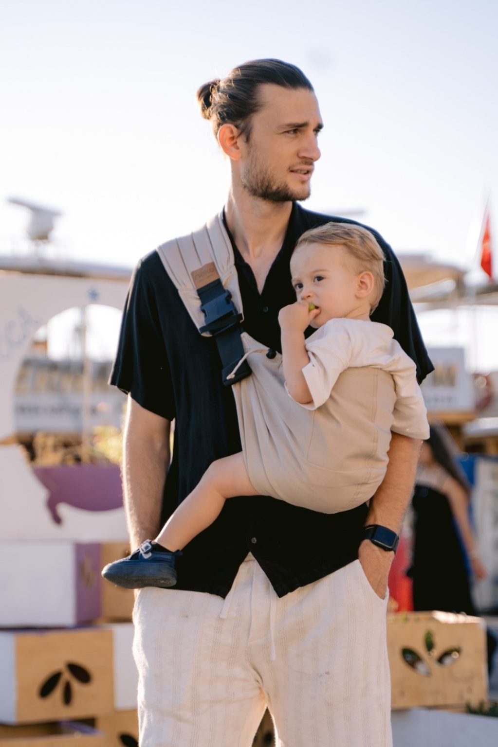 Neko Up & Down Pebble Sling